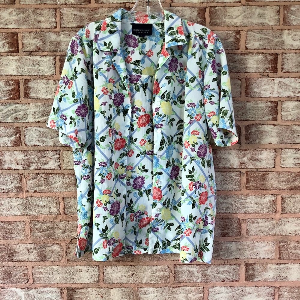 DonnKenny Floral Short Sleeve Button Down Shirt Top Casual Light Blouse EUC M - Picture 2 of 6